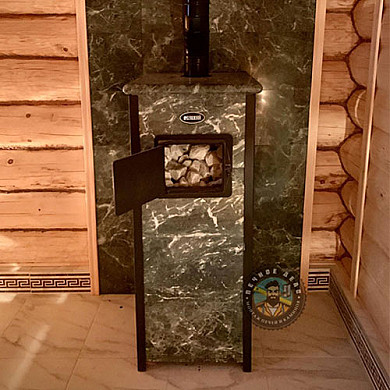 Фото печи в парной спереди